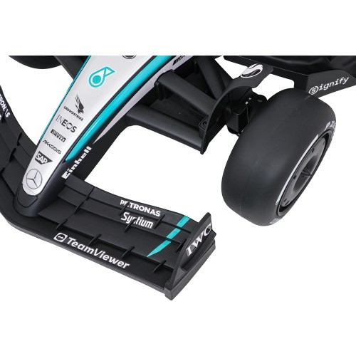 Vehicle AMG PETRONAS F1 Black Racing Car