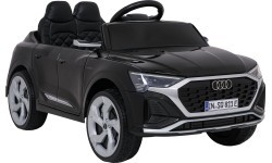Elektromobilis Audi SQ8, melns