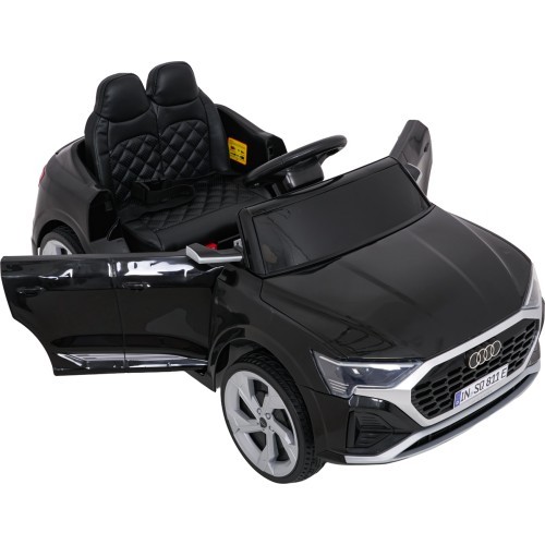 Elektromobilis Audi SQ8, melns