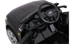 Elektromobilis Audi SQ8, melns