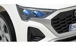 Bērnu elektromobilis Audi SQ8, balts