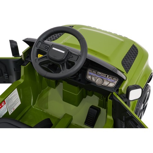Land Rover Defender Green Vehicle
