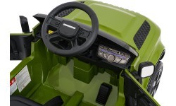Детский электромобиль Land Rover Defender зелёный