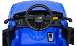 Электромобиль Audi SQ8, синий