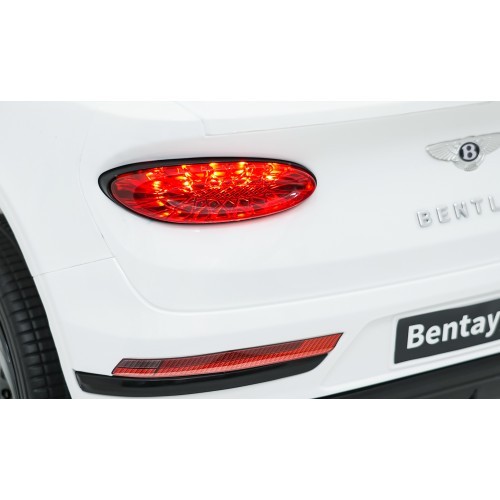 Elektromobilis Bentley Bentayga S, balts