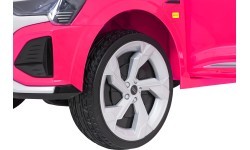 Audi SQ8 Pink Vehicle