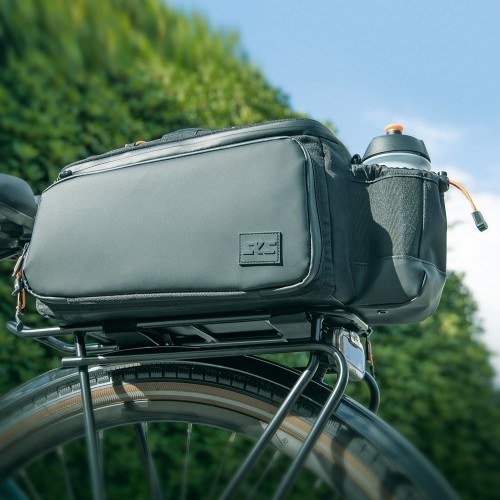 Ceļojumu soma uz bagāžnieka SKS Infinity Urban XL, melna