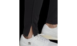 Adidas Ent22 Tr Pant vīriešu bikses, melnas HC0332
