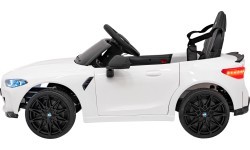 Elektromobilis BMW M4, balts