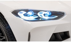 Elektromobilis BMW M4, balts
