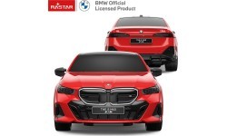 Радиоуправляемая машина 1:24 BMW i5 красная RASTAR