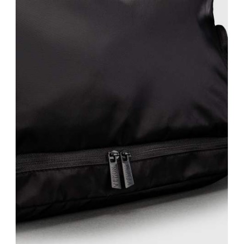 Venum Essential sporta soma, melna
