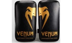 Venum Giant spārdīšanas spilveni, melni/zelta (pāris)