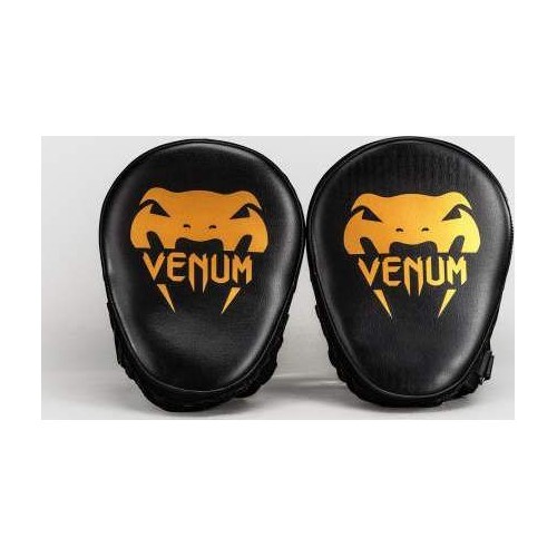Лапы боксёрские Venum Light Focus – чёрные/золотые (пара)