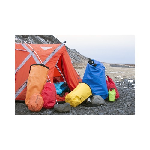 Ūdensnecaurlaidīga soma BasicNature 210T 10 l, sarkana