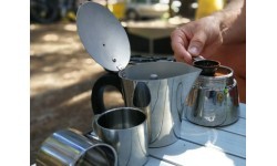 Nerūsējošā tērauda espresso kafijas kanna BasicNature, 6 tases