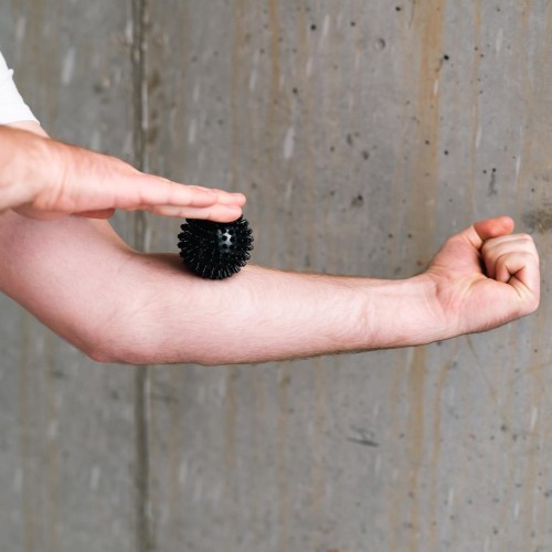 BLP01 BLACK MASSAGE SPIKY BALL HMS