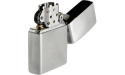 Šķiltavas Zippo Eagle
