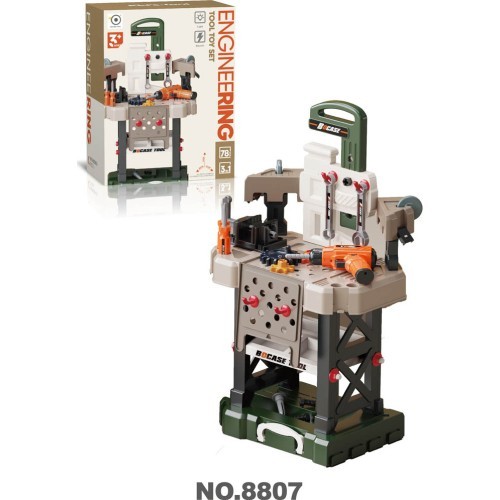 DIY Workshop with Screwdriver 78el.