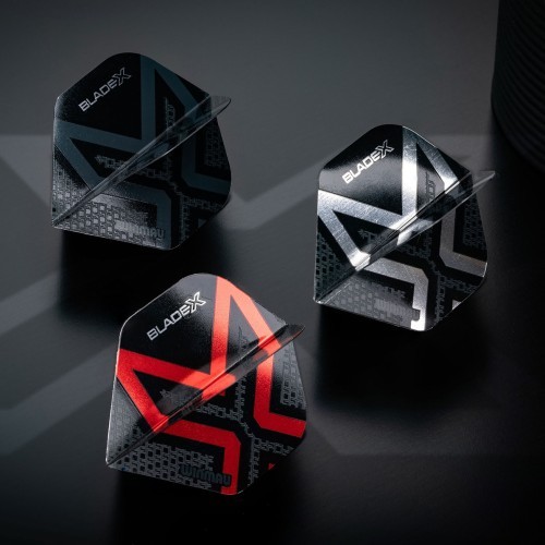 Winmau Blade X Prism Delta spalviņas, metāliski melns/sudrabs