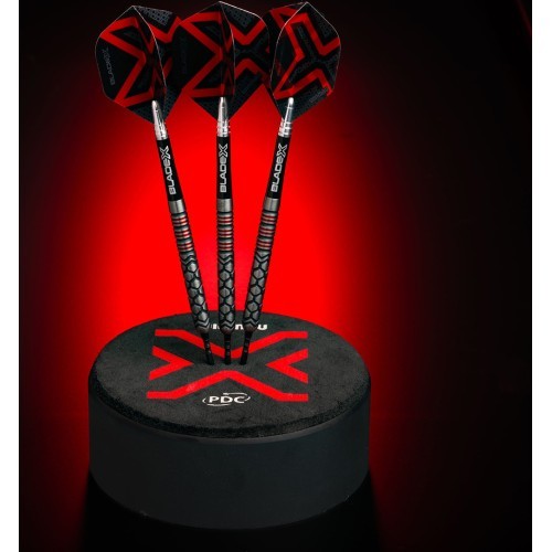 Оперение для дартса Winmau Blade X Prism Delta, металлик черный/красный