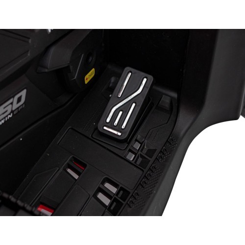 Elektriskais kvadriciklis Can Am Outlander ATV, melns