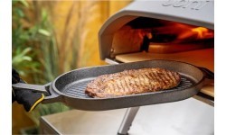 Corrugated cast iron frying pan Ooni Grizzler